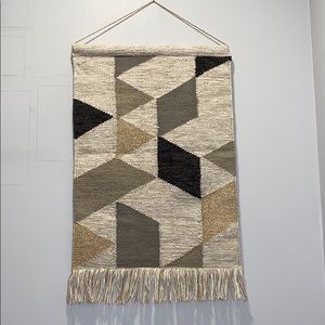 Woven wall tapestry